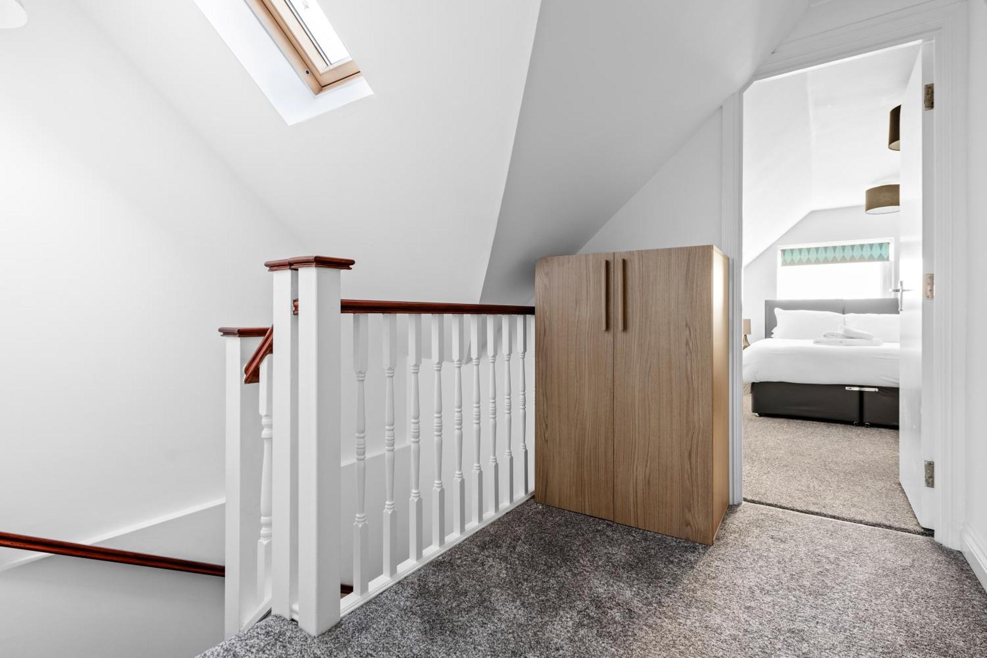 Cosy 2 Bedroom Flat In East Ham, Close To Excel Londra Exterior foto